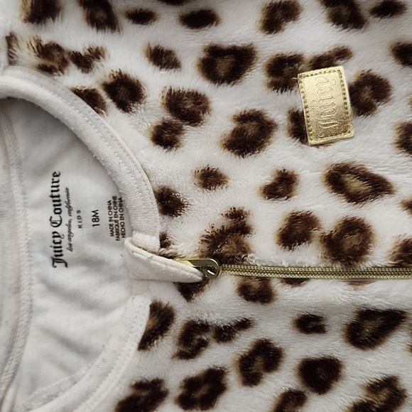 Softest Juicy Couture Sleeper Animal Print - Picture 2 of 5